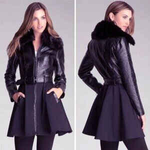 💥SHOWSTOPPER💥VTG Bebe Shiny Leather Belted Trench Coat w/ Fur Collar in Black